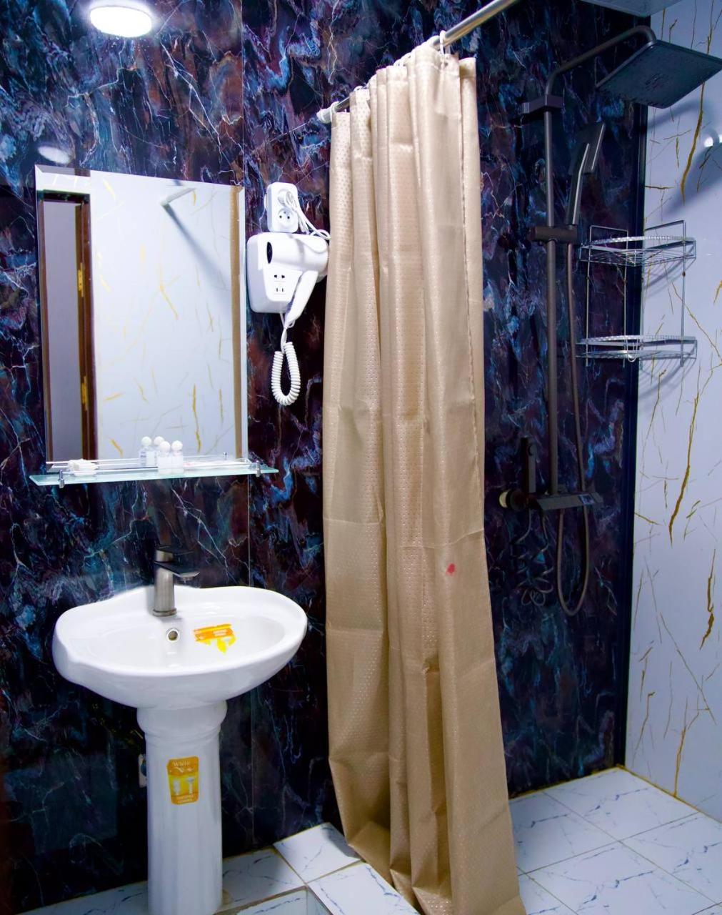 Amor Fati Hotel Toshkent Tasjkent Exteriör bild